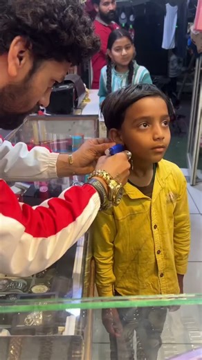 Rs fashion club #fashion #trending #happy customer add main nala rod Indrapuri