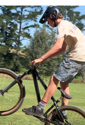 Chill Mountain Biking Session with 360s