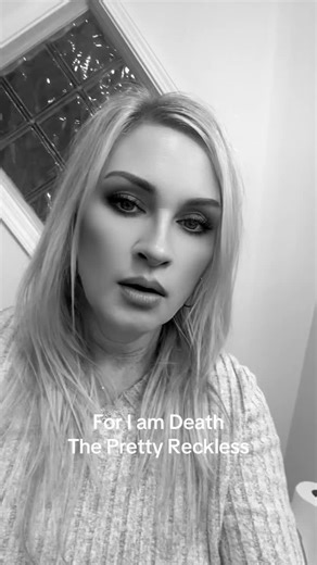 The Pretti Reckless is pretty amazing!!! #musiclover #musictherapy #lipsync #foriamdeath #theprettyreckless