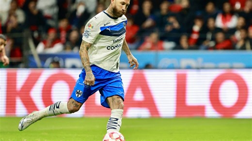 Sergio Ramos falla un penalti a lo Panenka para el 0-2 y su equipo acaba encajando seis goles