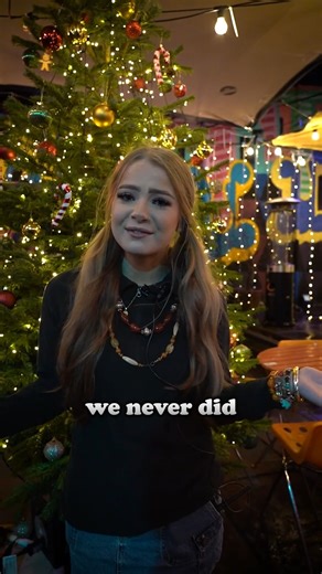 New Year’s energy lives on at Print Yard! The celebrations don’t stop here, cozy heaters, snug blankets and feel‑good vibes every single day. Step into our tent and barn, grab a drink, and keep the party going. #PrintYard #NewYearsVibes #GoodTimes #CozyDrinks #CelebrateEveryDay | Print Yard