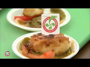 Merlu à la romaine, légumes de piperade juste tombés.