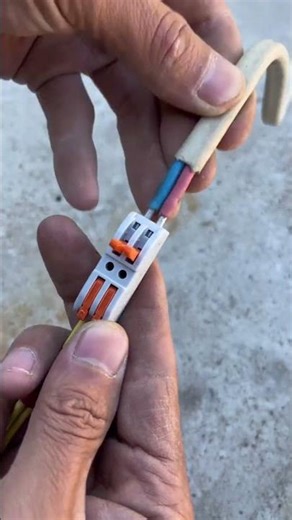 No tape required connector for fast and leak free joints