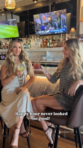 Time to "fall back"! Join us at San Matteo for happy hour from 4-5:30 PM and enjoy 50% off appetizers, $10 pizzas, $7 well drinks, and $5 house wines. The sun will set earlier, making 5-6 PM perfect for golden hour dinner on our patio! #italianrestaurant #estero #authenticitalian #happyhour | San Matteo Estero | Facebook
