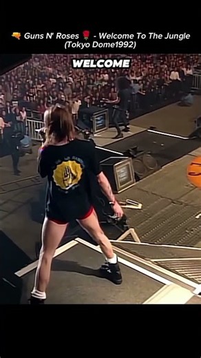 🔫 GUNS N' ROSES🌹- Welcome To the jungle ( TOKYO 1992) #gunsnroses #lyrics #rock #music #concert