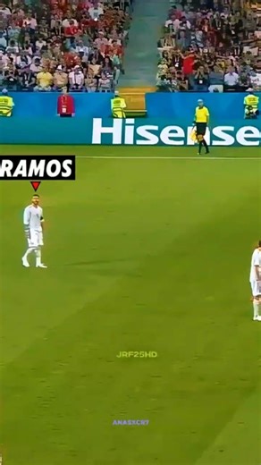 When Ramos tried to cheat against Ronaldo.😱🔥