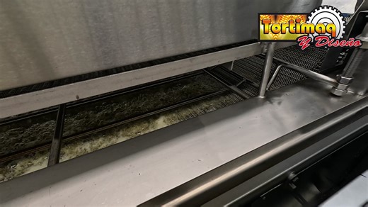 Conoce nuestra nueva Línea de Tostada Charra Plus produce tostada frita, totopos y nachos de distintos tamaños y diámetros intercambiando los cortadores. Diseño de chasis reforzado, Tapas de acero inoxidable, válvula para drenar aceite, control de temperatura y velocidad en Freidor. Te ofrecemos envió, apoyo en instalación y capacitación para tu personal responsable. WhatsApp: 52 33 3807 6951 Dirección: Av. del Tigre 2079, Colonia los Robles, Zapopan, Jalisco. CP 45134 #tostadas #tostadasmexican