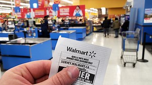 Walmart shopper accidentally skipped receipt check & long line due to allergies
