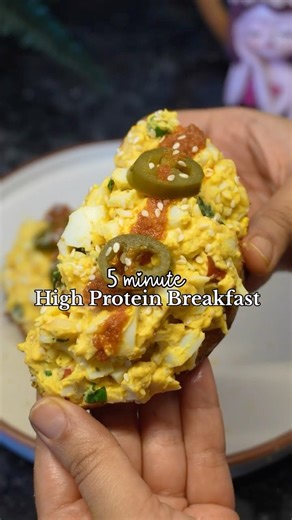 5 min Egg Protein Breakfast #eggbreadsandwich #eggsandwich #boiledeggrecipe