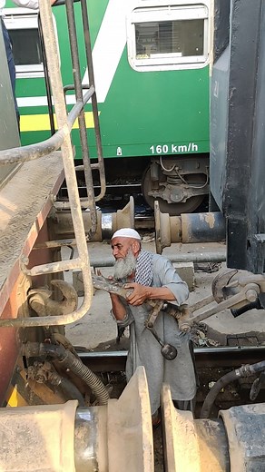 Amazing Locomotive Coupling: Viral Railway Video