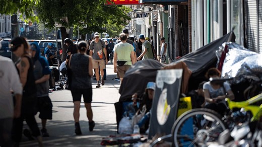 Downtown Eastside business leader 'shocked' at mayor's plan to freeze supportive housing
