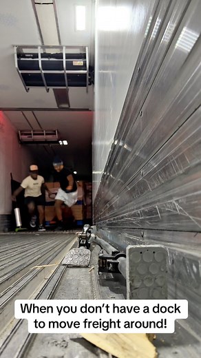 Real Deal LTL work😎! My bro and I improvising to get the job done come on🫡! Team work makes the dream work every time💯! Two large cars doing it YA GET ME😏🔥!••••Subscribe to my YouTube channel for more great content “TheT2Complex” one word🫡😎! #thet2complex #thealaminway #teamalamin #alaminbrotherstransportation #eleganceoneighteenwheels #kenworth #fyp #truckdriver #cdl #trucking #trucker #viral #trending #dynamicduo #brother #dallas #texas #work #livetheshow #largecar #largecars #largecars