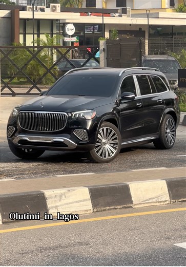 Exploring the Luxurious Mercedes Benz Maybach