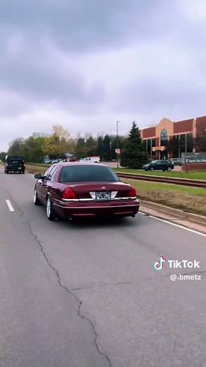 Exploring Lowered Ford Crown Vic Modifications