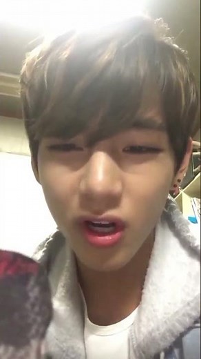 bringing this tae with his alien language😶😶😍😍💜💜#btsV#kimtaehyung#ytshorts#bts#trending#kpop