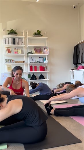 purebarre_shortpump on Instagram: "Pure Barre Align & red light therapy was the perfect recipe for this winter afternoon 🙂‍↕️❣️🧖‍♀️ Pure Barre Align combines our classic strength-building barre technique with a unique emphasis on flexibility and balance training to deliver a restorative full body workout. In our 50 minutes class, you will focus on various flows of stretching to increase your joint mobility, while building muscular strength and stability. Looking for another way to restore betw