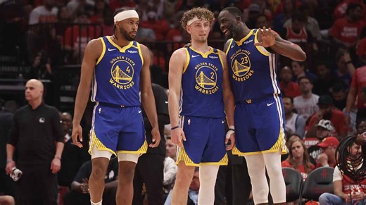 Warriors' Stephen Curry sets new NBA record as LeBron James watched helplessly