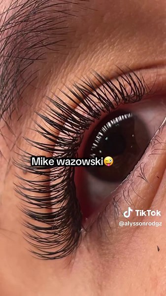 Mastering Eyelash Extensions: The Ultimate Course