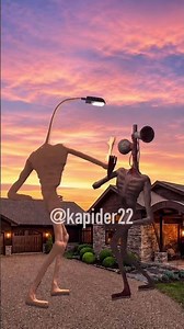 SIREN HEAD VS LIGHT HEAD 😱