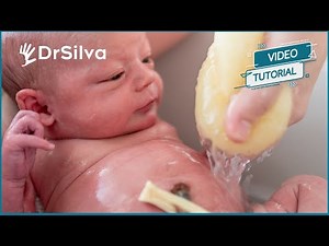 HOW TO WASH AND BATHE A NEWBORN IN THE FIRST DAYS OF LIFE, WITH THE UMBILICAL CORD