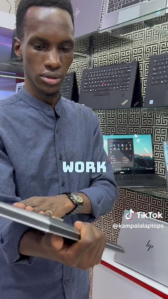 Dell Precision 5520: Powerful i7 Processor, 4K Display, Slim Build