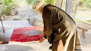 174K views · 9.1K reactions | Sadhguru Brings Devi to Life on Canvas #Art #Painting #Devi #LingaBhairavi #Sadhguru | Sadhguru | Facebook