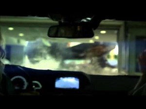 Skyline-Garage Alien Scene(HD)