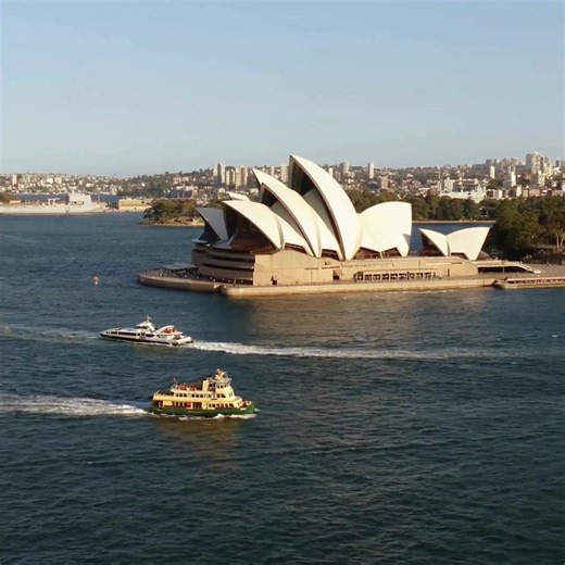 Oplev Australien – spækket med highlights! Glæd dig til Sydney, Great Barrier Reef, Ayers Rock/Uluru og togturen med ikoniske The Ghan! | Risskov Rejser