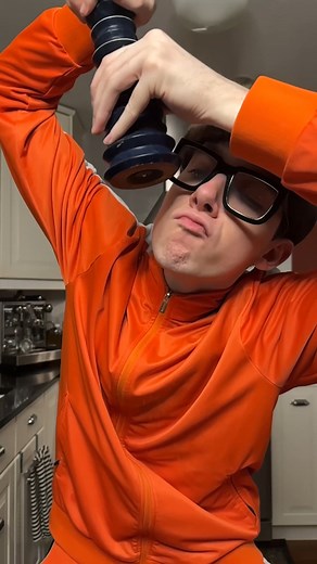 141K views · 7.1K reactions | Extreme sneeze | Vector | Facebook