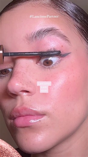 Achieve Stunning Lashes with Lancôme Lash Idôle Mascara