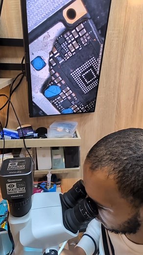 349 reactions · 32 comments | حدف حماية google frp لم تعد بأمر السهل نمودج للعمل الدى نقوم به يوميا في المحل جهاز vivo x200 pro معالج دو طبقتين motorola .oneplus.vivo.realme | Mustapha Ajekal | Facebook