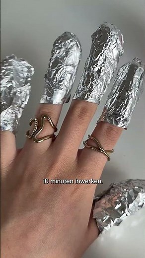 Gellak verwijderen zonder je nagels te beschadigen? Zo doe je dat veilig en simpel. 💅 #HEMA