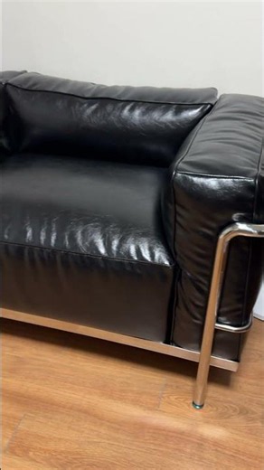 모던한 분위기를 원하신다면 LC3 소파를 추천합니다. #sofa