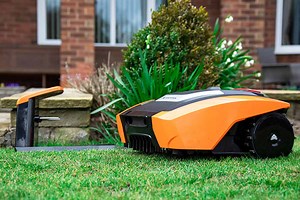 Adieu la corvée de tonte, le robot tondeuse Yard Force est à seulement 403,74 €