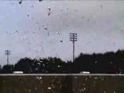 Huge Hydrogen & Oxygen Balloon Explosion