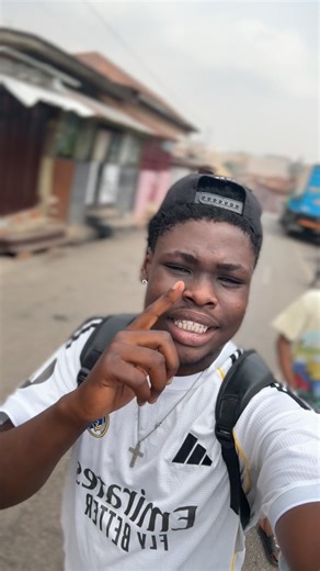 11 pro 128GB sen ?😂#ghanatiktok🇬🇭 #foryou @KN Studios @BILLY THE TRAPPER‼️ @BIG BOY’S CONNECT