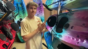 This is the Perception Tribe 9.5 2019 model, a stable boat at a great price-point. This boat features molded handles & foot pedals, so you don’t have to worry about breaking any moving parts! We’re also a big fan of this funkadelic color-way! 🤩 | Escape Outdoors