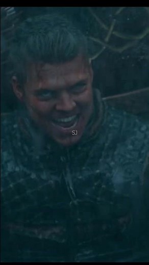 Ivar vs Bishop Heahmund #ivartheboneless #vikings #youtubeshorts #fyp #ivarlothbrok #fypシ