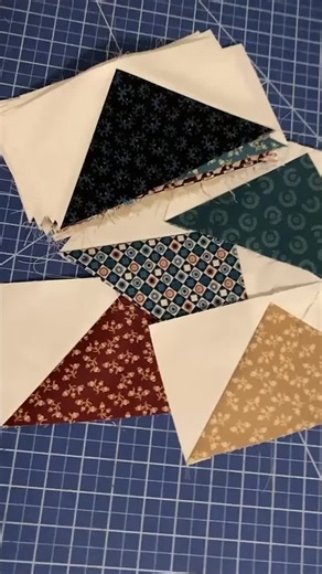 Benartex on Instagram: "New Tutorial Alert! Take your piecing to new heights with this Flying Geese tutorial from @snugglebugstitching! Whether you’re a beginner or brushing up on technique, this quick and easy breakdown will help your points stay sharp and your blocks fly together effortlessly. Perfect for adding movement and direction to your quilts, get ready to soar through your next project! Check out her breakdown here: 🪡 Your geese unit (finished size) will be twice as long as it is wide