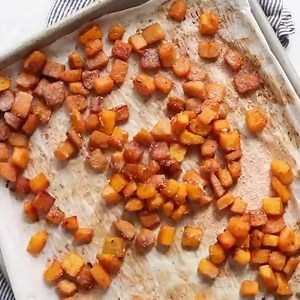 87K views · 2.3K reactions | https://www.skinnytaste.com/roasted-seasoned-winter-squash-medley/ Roasted Seasoned Winter Squash Medley is seasoned with a savory, sweet, spicy and smoky seasoning blend. SO good and a huge hit with my husband! | Skinnytaste | Facebook