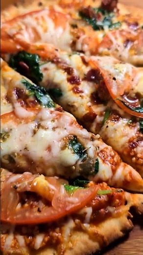My Favorite Pizza | BLT Pizza on Naan