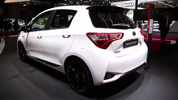 Toyota Yaris GR Sport (2019) Exterior Interior