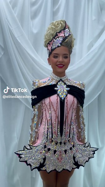Mairead's Stunning ELITE Reveal: Irish Dancing Style
