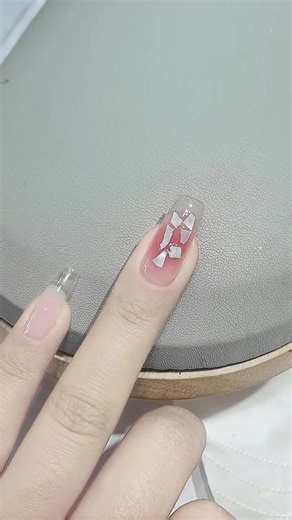 Simple Nail Polish Design Ideas