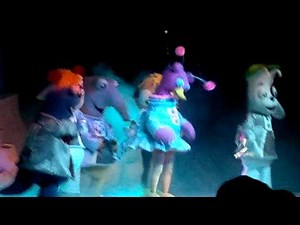 Doki en Chile (Live Show Doki) - Canción Saltando, en la luna | HD