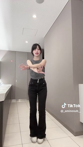 アイドルになって半年も経たないで初めて奪われて妊娠させられたりアイドルって闇深過ぎる、、😵‍💫 #アイドル #踊ってみた