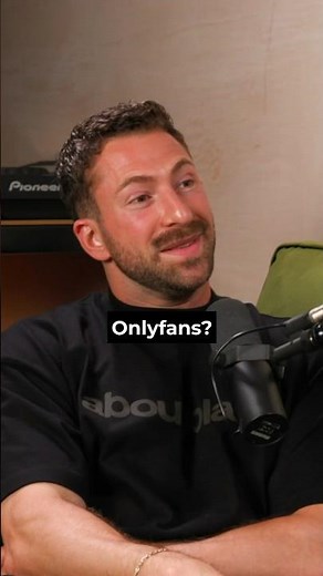 Meet London’s gay fitness coach reinventing socialising for gay men.