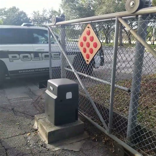 Elite Commercial Slide Gate Opener | Drive Belt Replaced & Gate Working | Pembroke Pines Fire Dept
