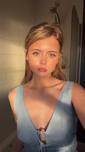 Daisy May (@daisy.may181)’s videos with I'd Like To Walk Around In Your Mind - Vashti Bunyan