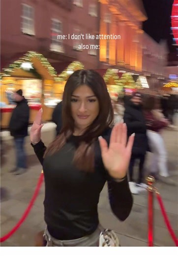 💅 | girls wanting boy attention